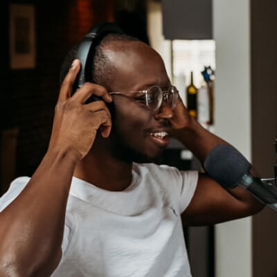 podcaster-template-host-img-1 Home